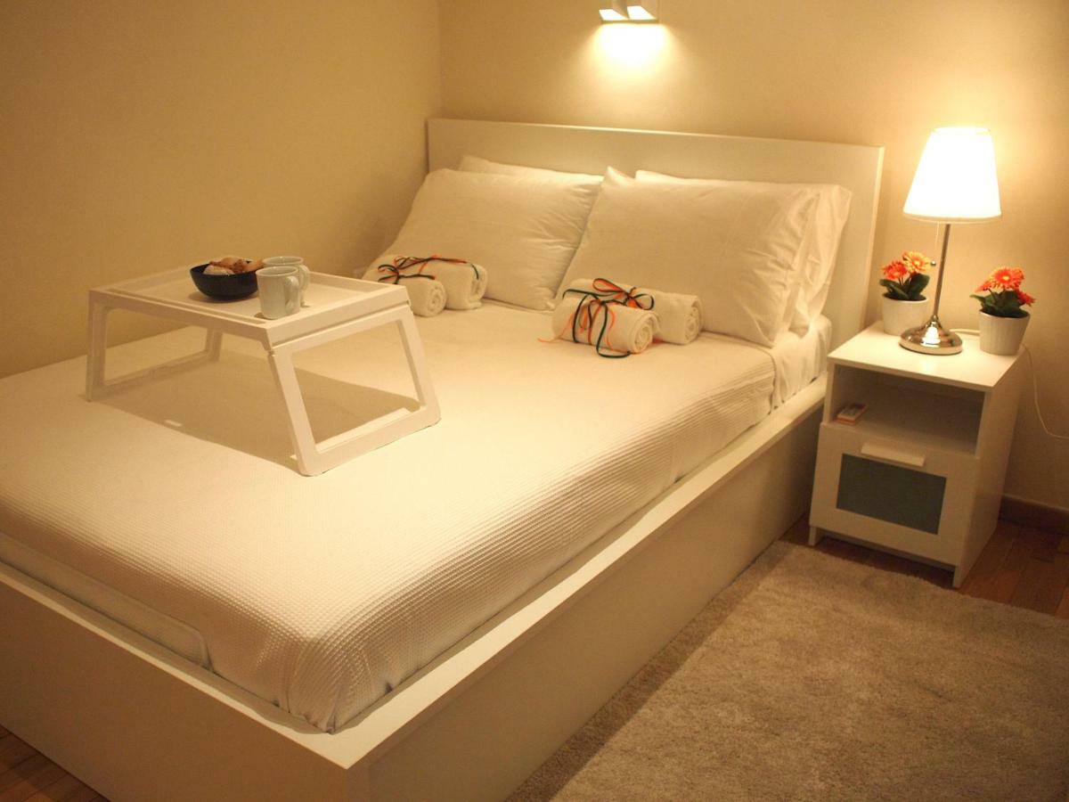 Apartamento Cosy Flat Posh Quartier Kolonaki Atenas Exterior foto