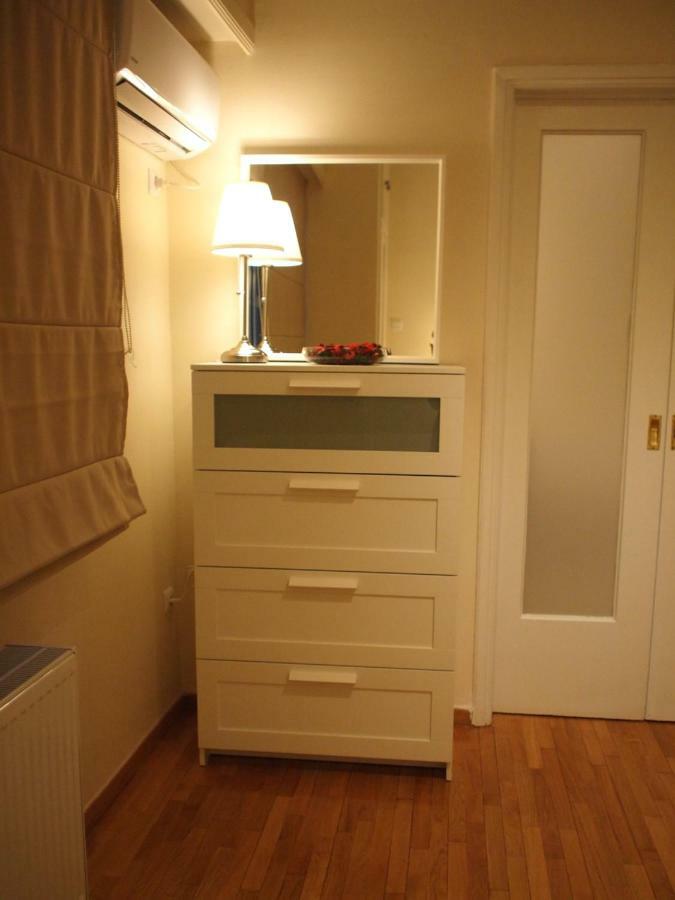 Apartamento Cosy Flat Posh Quartier Kolonaki Atenas Exterior foto