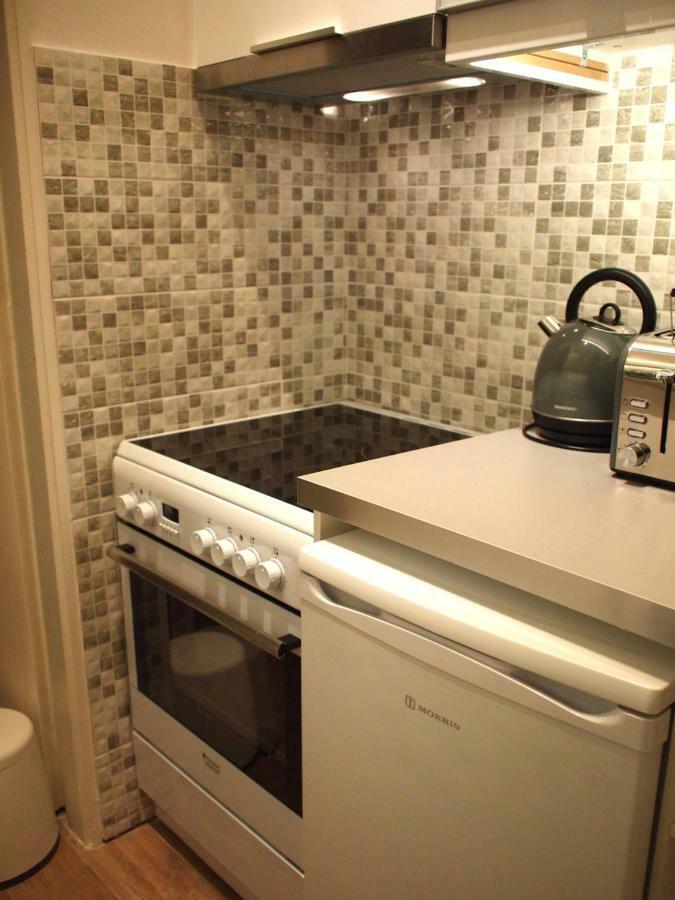 Apartamento Cosy Flat Posh Quartier Kolonaki Atenas Exterior foto