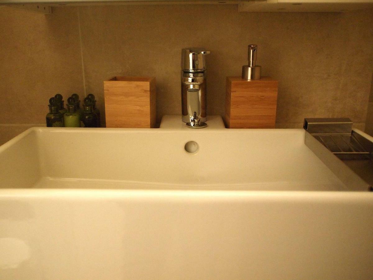 Apartamento Cosy Flat Posh Quartier Kolonaki Atenas Exterior foto