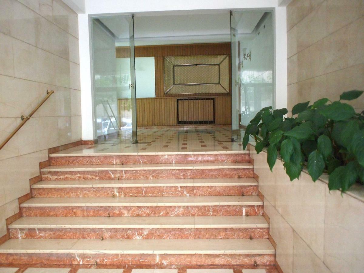 Apartamento Cosy Flat Posh Quartier Kolonaki Atenas Exterior foto