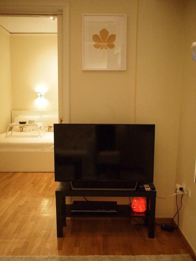 Apartamento Cosy Flat Posh Quartier Kolonaki Atenas Exterior foto