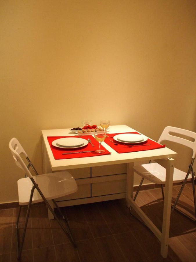 Apartamento Cosy Flat Posh Quartier Kolonaki Atenas Exterior foto